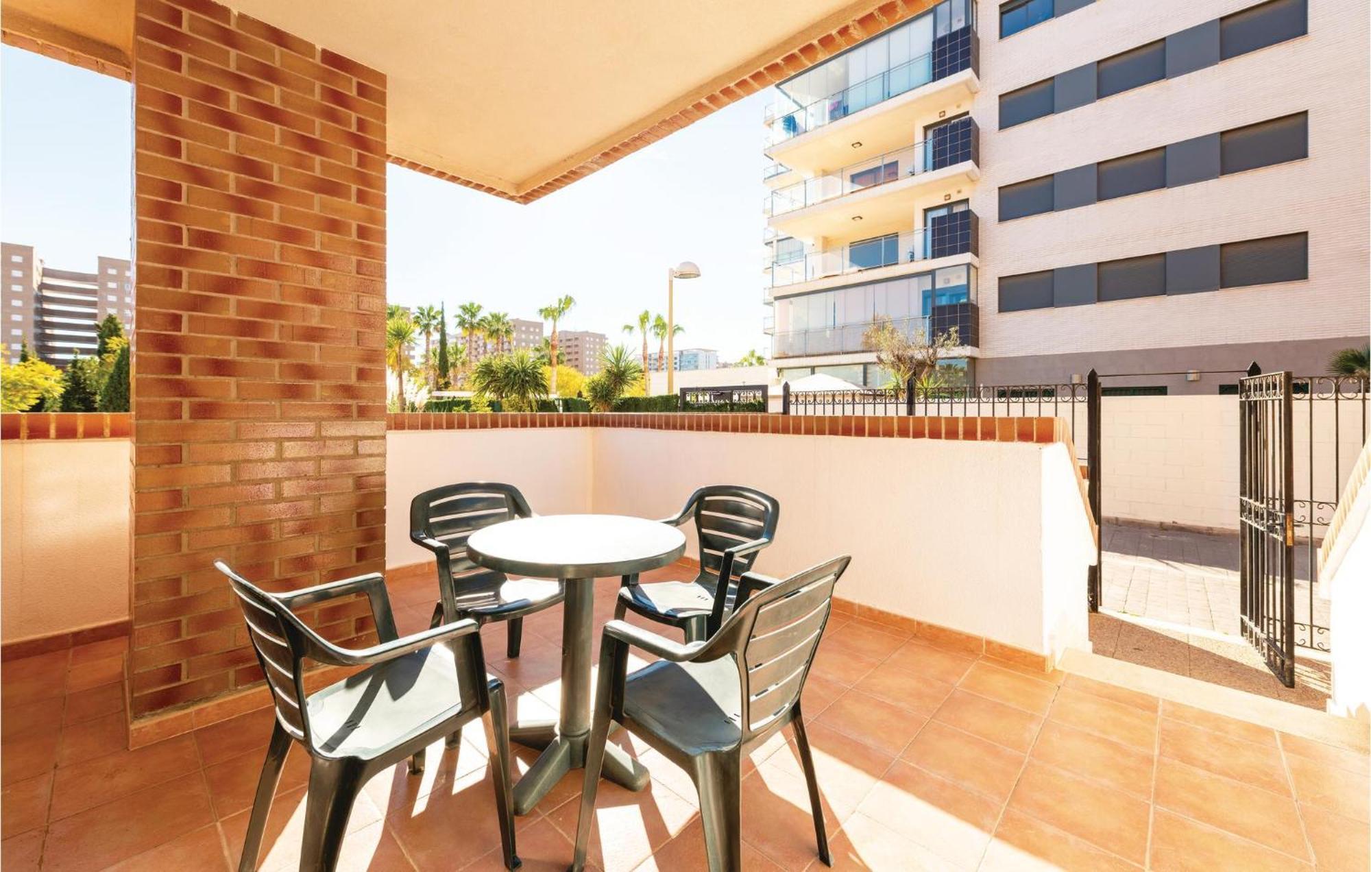 Amazing Apartment In Oropesa Del Mar With Kitchen Kültér fotó